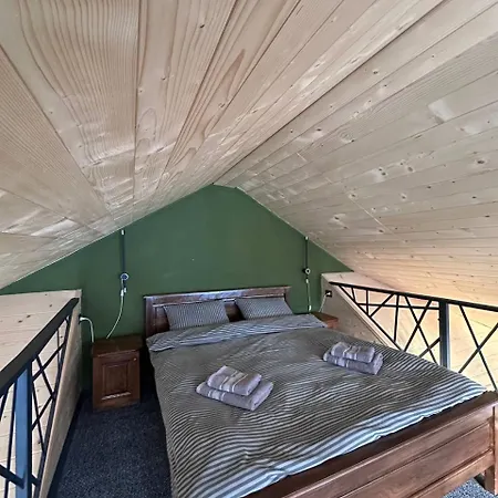 Holiday home Family Yablunytsya